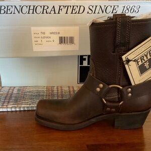 FRYE Womens Harness brown leather Boot Size 6 M Biker/Motorcycle